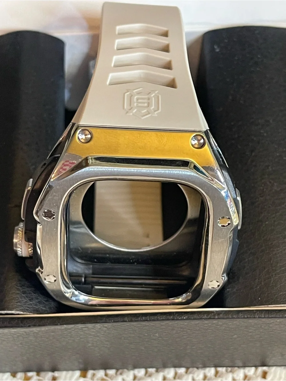 NIB Apple Watch protector!!